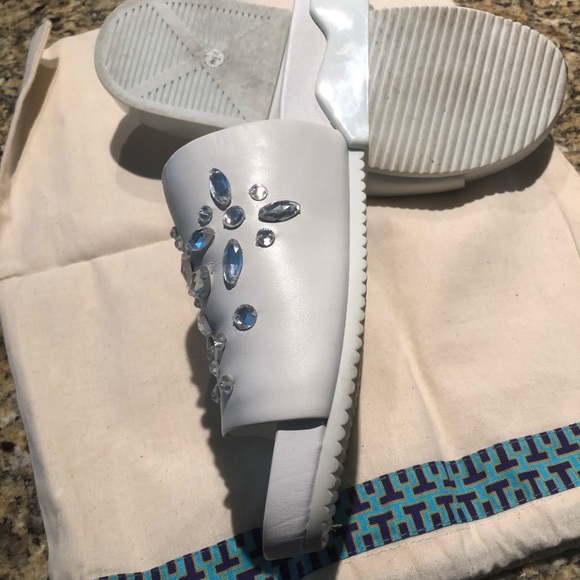 Tory Burch slides - Picture 3 of 3